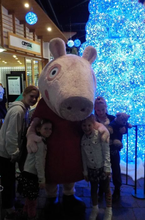 Meeting Peppa Pig at Chill Factore