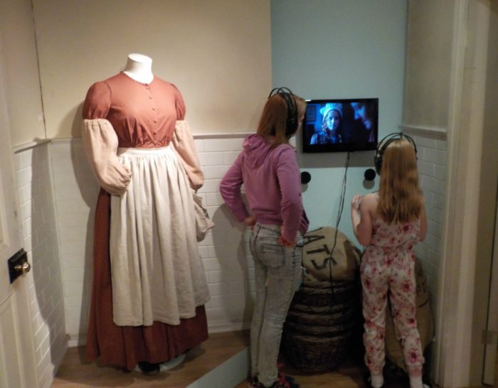 Learning about Hetty Feather at The Foundling Museum