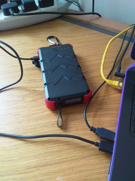 OUTXE Rugged power bank review